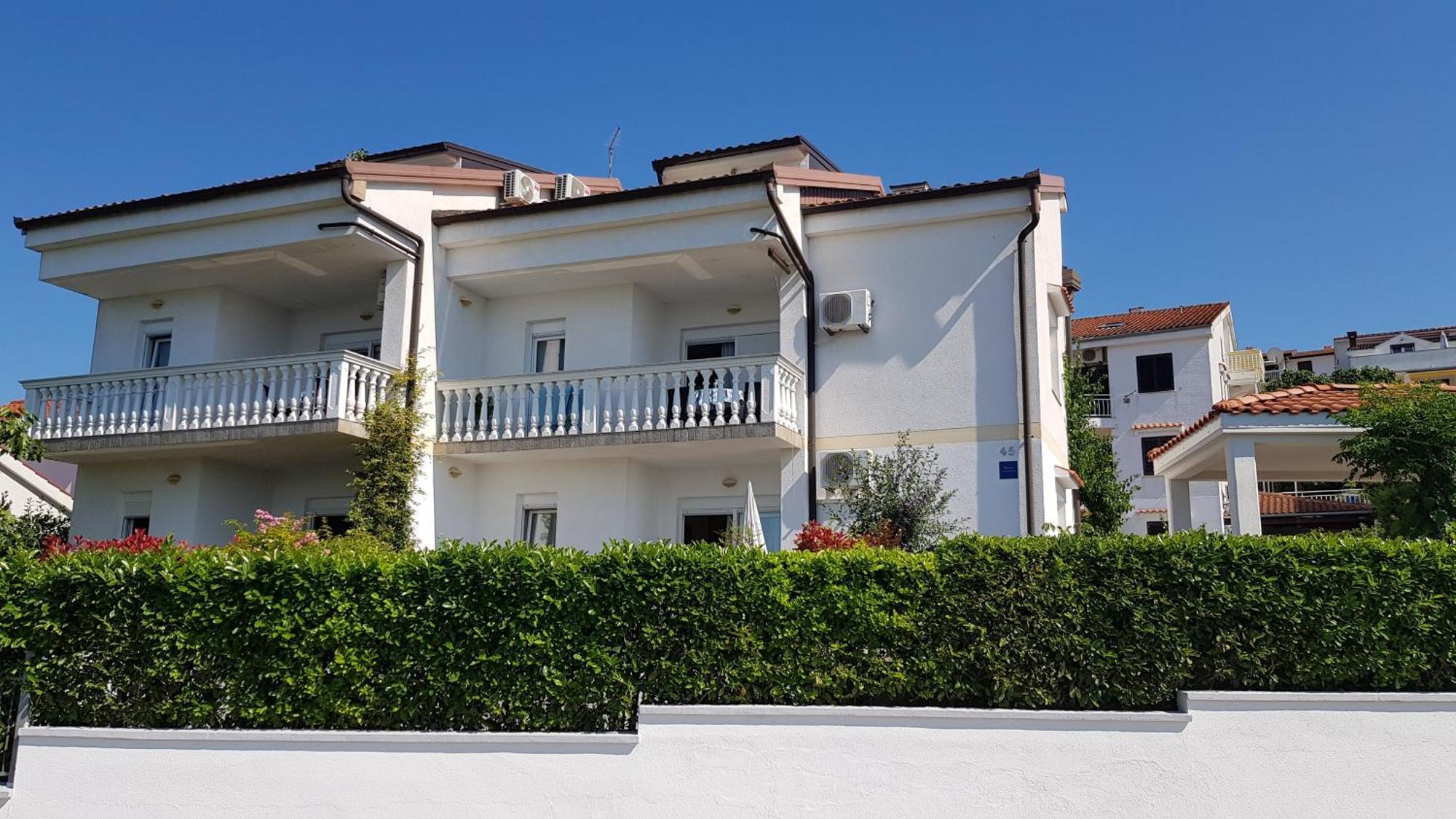 Apartments By The Sea Njivice, Krk - 5296 Dış mekan fotoğraf